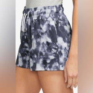 NWT Nike Wave Dye Jersey Shorts HR 3” inseam